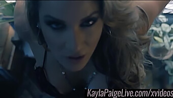 تمرین انفرادی Kayla Paige به جلسه خود لذت تبدیل می شود